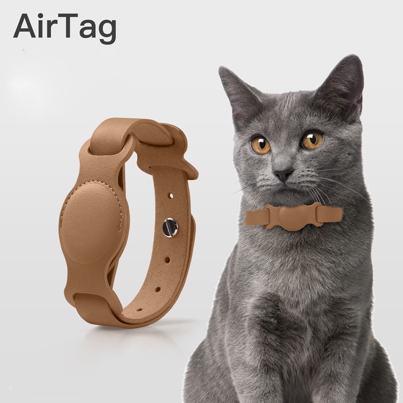 The AirTag Pet Collar is designed with a collar and an Air tag holder compatible with Apple Airtag. The AirTag collar is suitable for dogs and cats and is an excellent solution to keep track of your furry one.